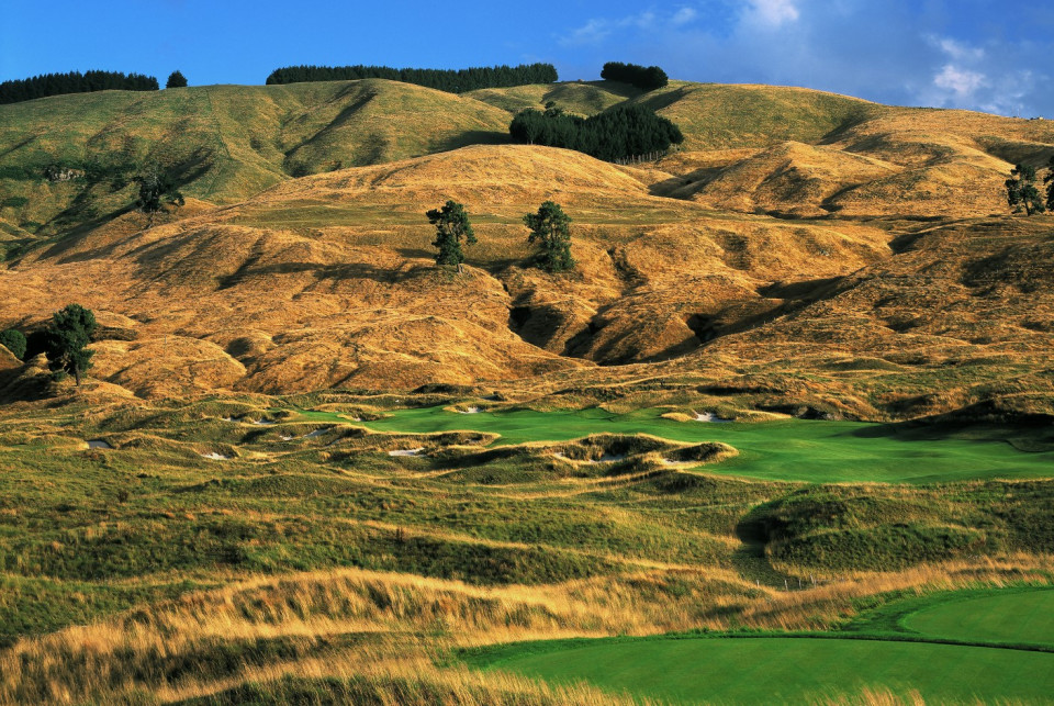 (June) The Kinloch Club - Taupo, New Zealand